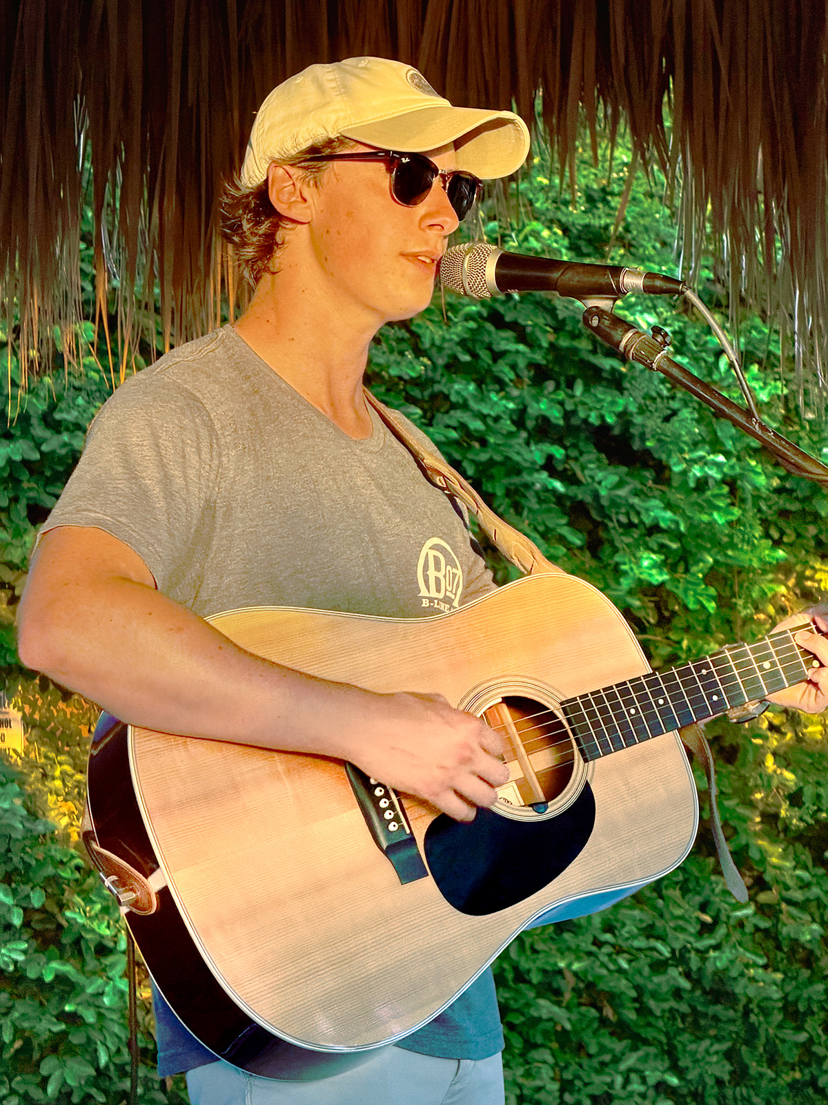 Austin Gray performing